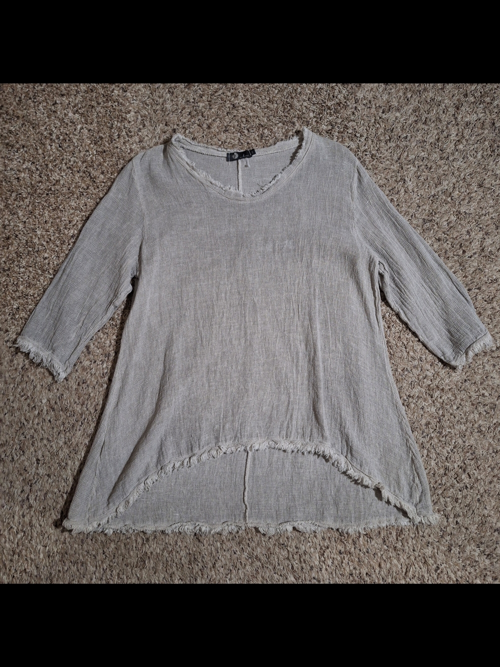 Made in Italy Women's Linen Blend Raw Edge Peasant Top M